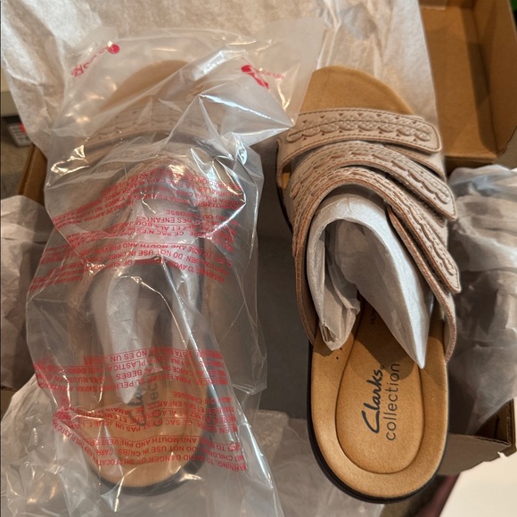 Clarks Sand Leather Strappy Sandals - Picture 4 of 7